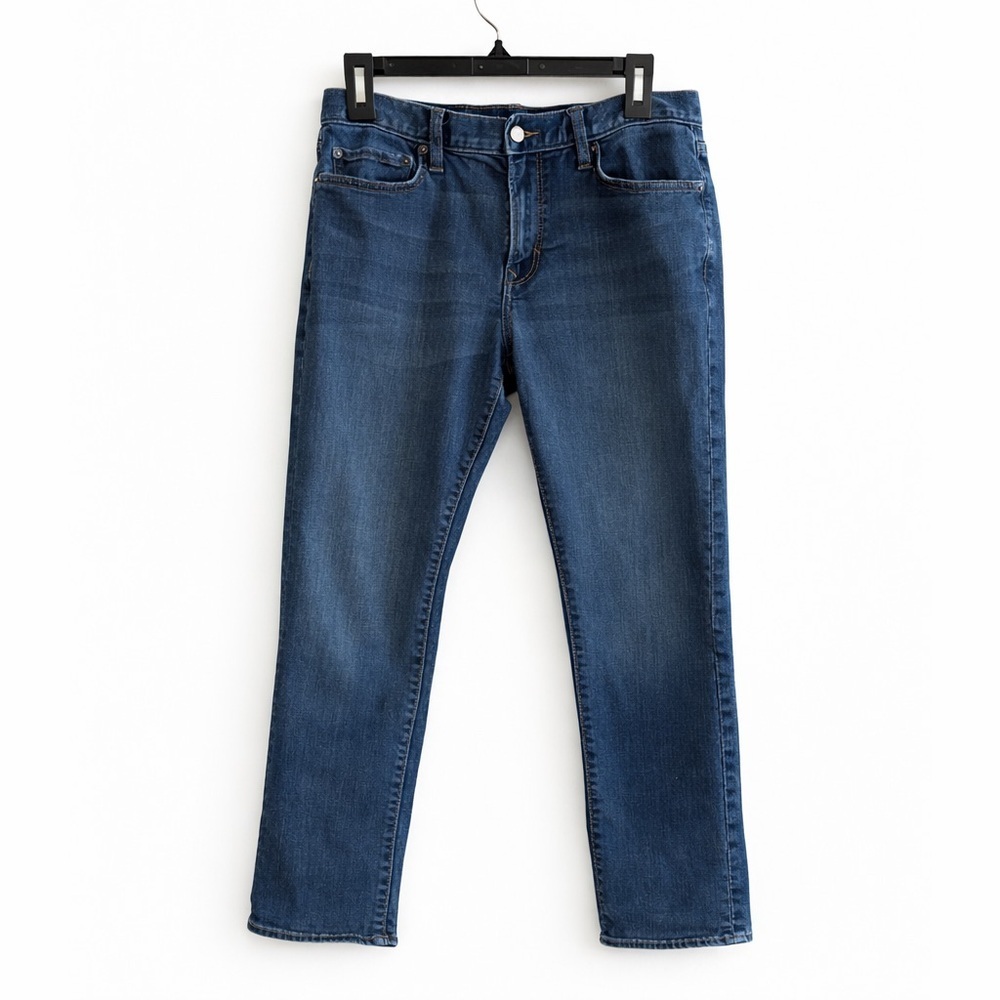 Banana Republic Traveler Jeans – 34x30 – Med Wash Stretch Denim –Modern Straight